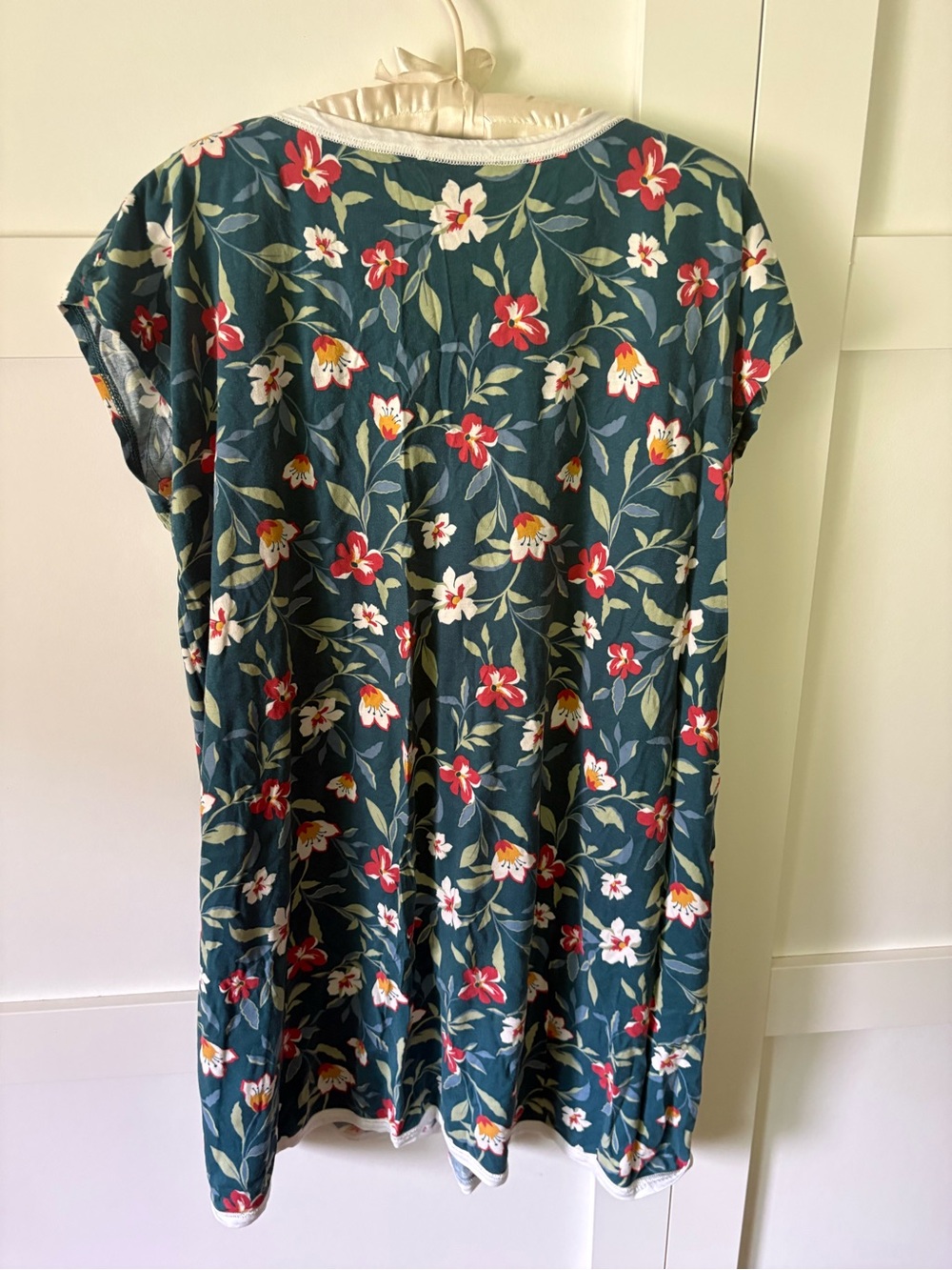 Garnet Hill Asian wrap Nightgown, size Large - Picture 2 of 4